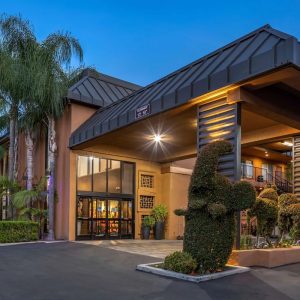 Ana - Best Western Plus Stovall's Inn